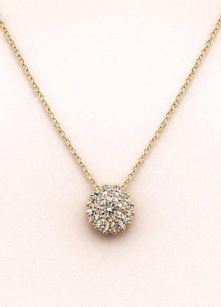 Gold necklace with diamonds