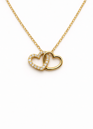 Zlatna ogrlica s dvostrukim srcima i dijamantima
