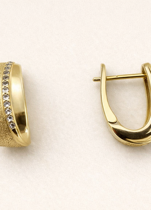 Gold-plated silver earrings with a line of zircons