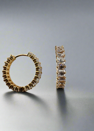 Earrings with baguette zircons