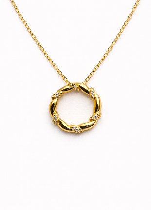 Zlatna ogrlica s dijamantima u pletenom krugu