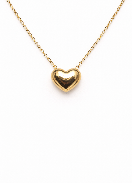 Goldene Halskette mit glattem Herz