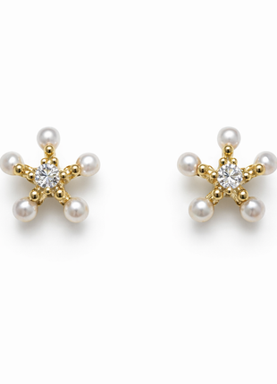 Flower earrings – pearls and zircon