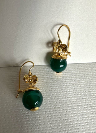 Gold-plated earrings with green agate