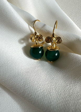Gold-plated earrings with green agate